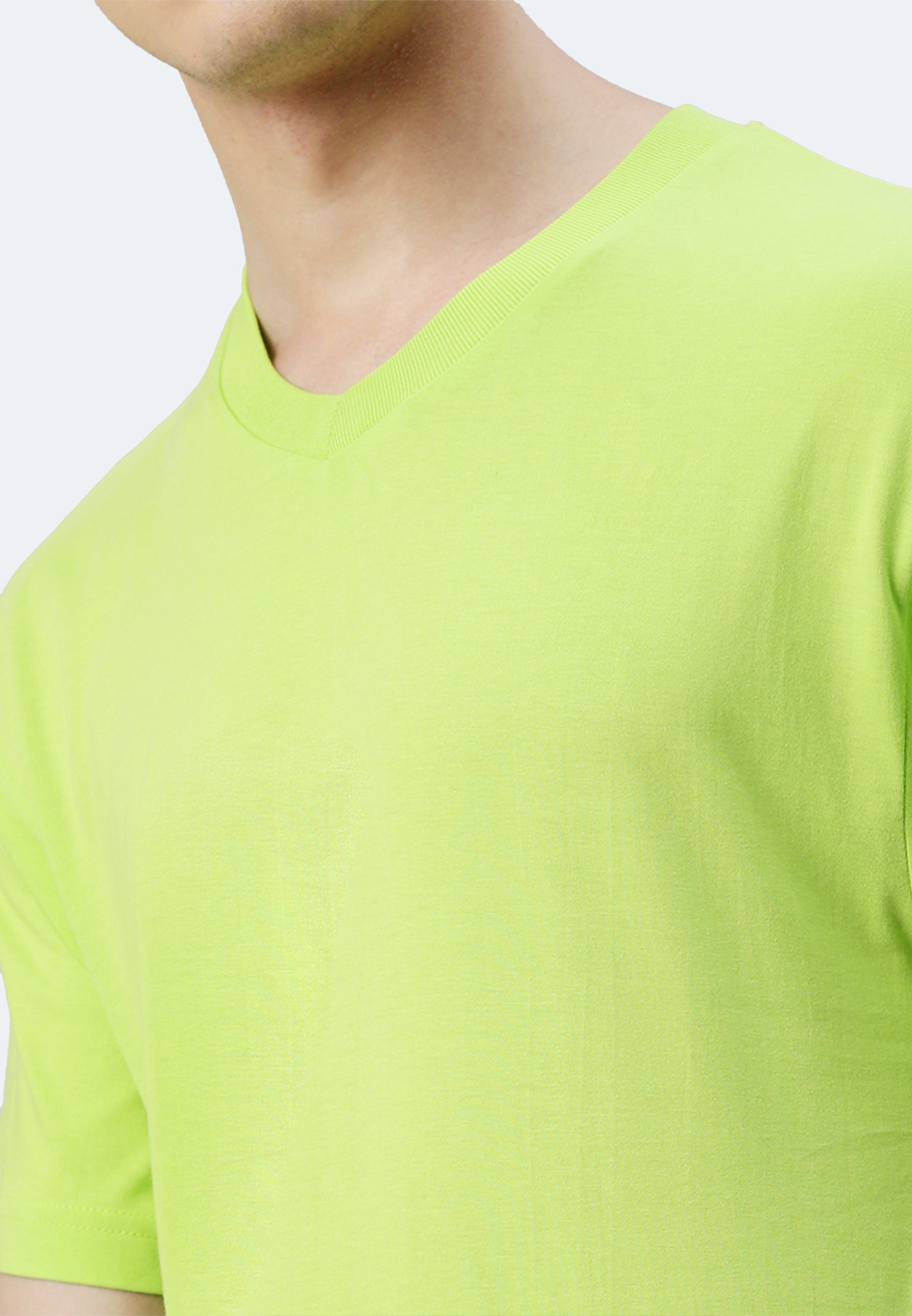 T-shirt Classic V-Neck Victor